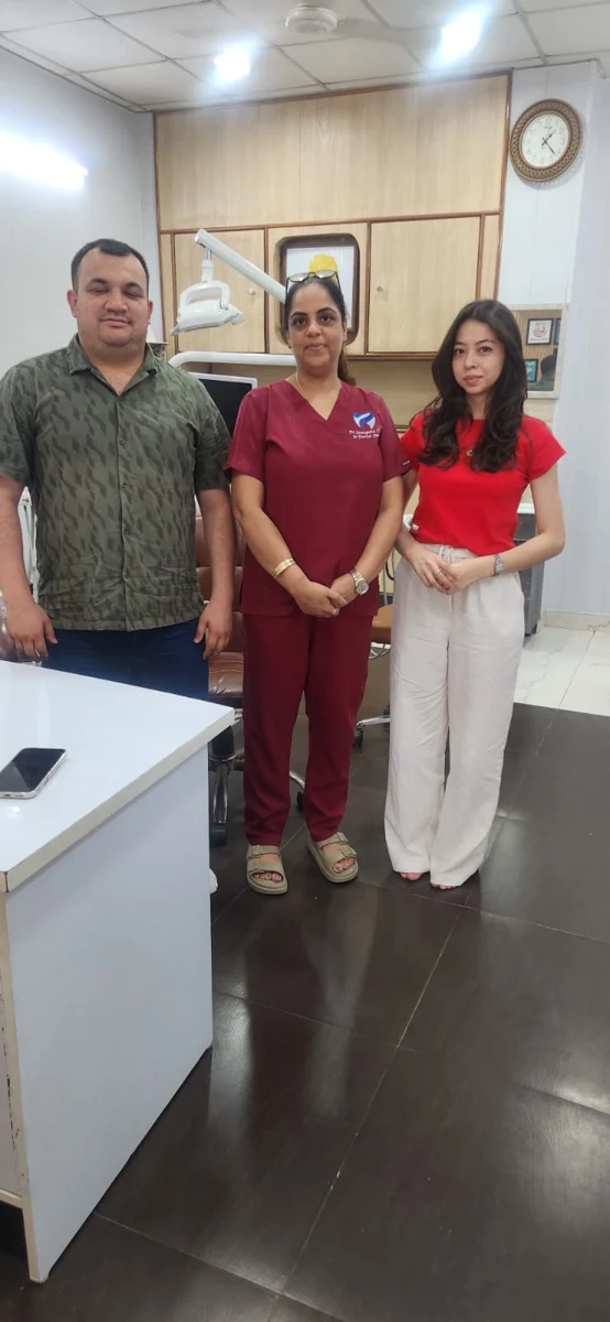 Patients visiting Dr. Sangeeta Chugh at the clinic